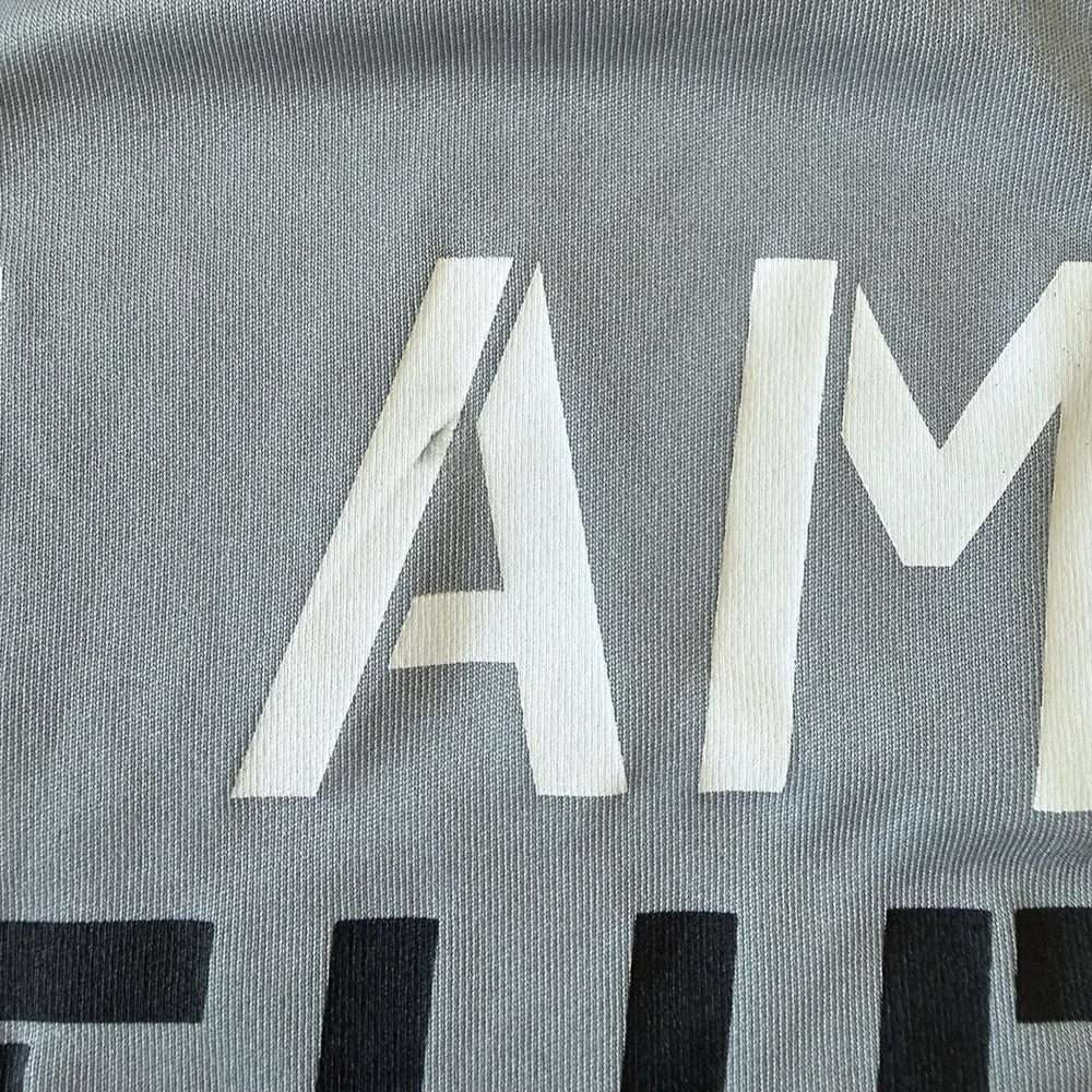 Old Navy Active Boys Graphic T-Shirt Medium Gray Loose Fit‎ Short Sleeve